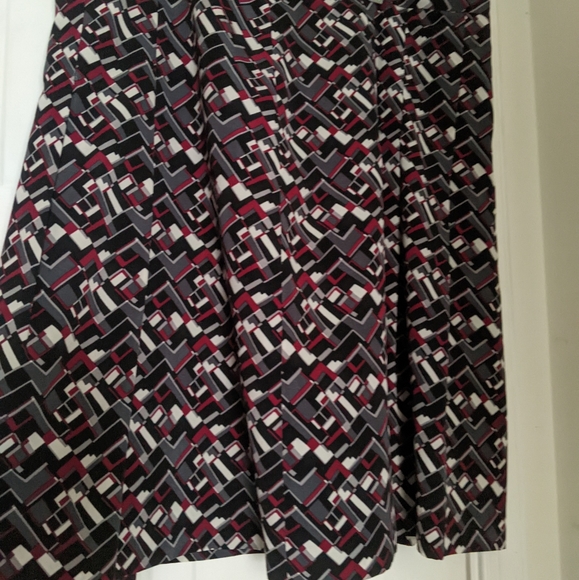 3 piece bundle Ann Taylor skirt and Signature black cropped pants and jacket - Picture 7 of 13
